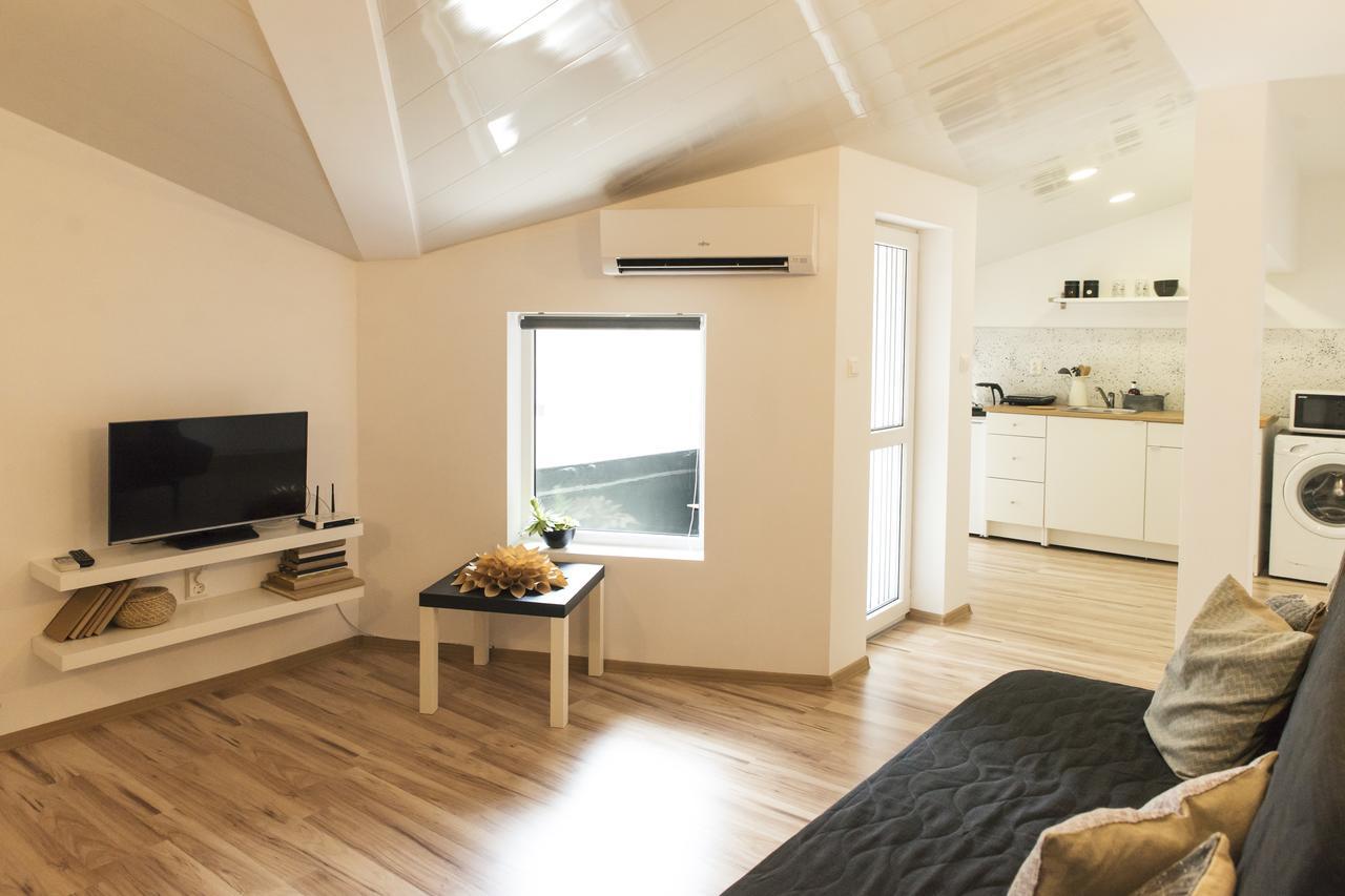 Appartamento Balabanov White Varna Esterno foto